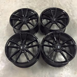18″ VW Golf R Pretoria Style Wheels – Gloss Black